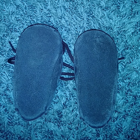 #554Suede booties Size 3-9Mo. Brown color. - Picture 3 of 5